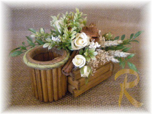 Noce chiaro rose bianche