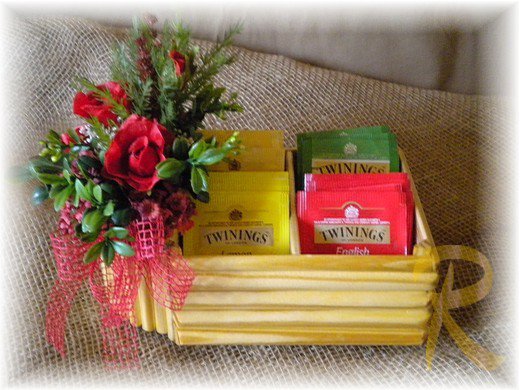 Pino 4 rose rosse