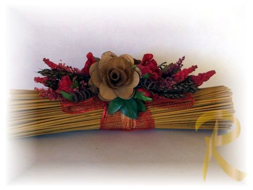 Rose selvatiche su fascio 1